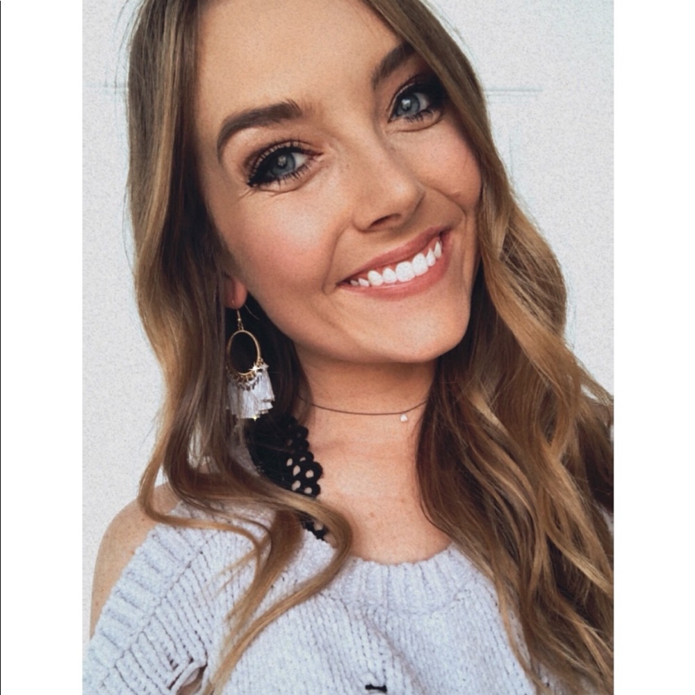 Meet your Posher, Cierra